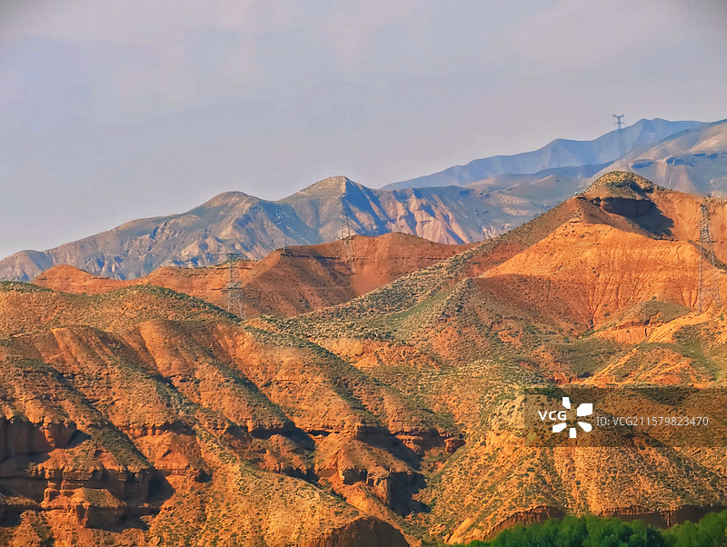 甘肃五彩丹霞山区图片素材
