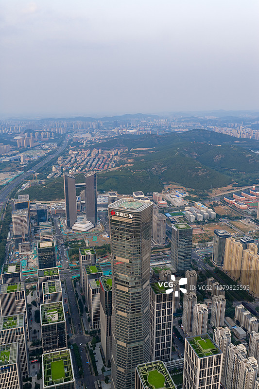 航拍济南奥体中心高新区汉峪金谷经十路现代化都市图片素材