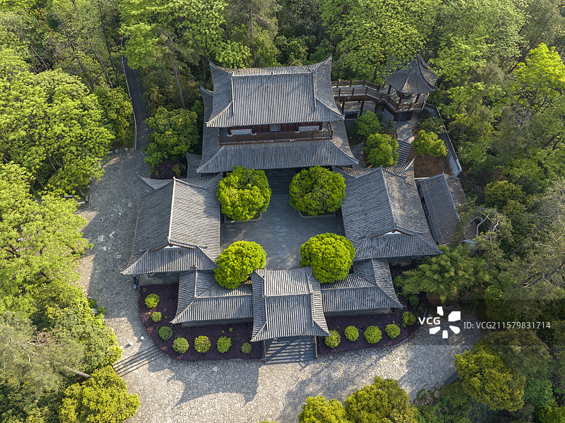 湖北咸宁潜山国家森林公园潜山寺景点自然风光图片素材