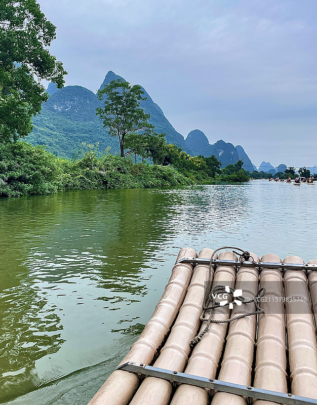 广西桂林阳朔遇龙河图片素材
