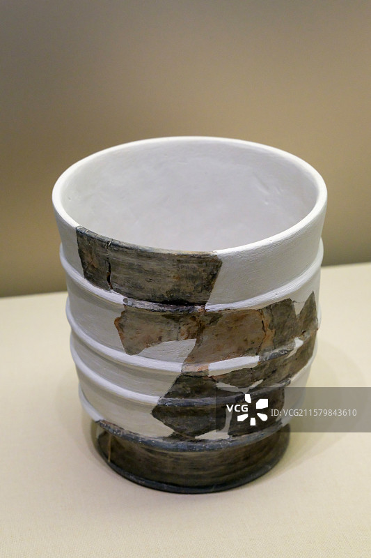 肖家屋脊文化器物 新石器时代 澧县鸡叫城遗址出土 中国国家博物馆“古代中国陈列”图片素材
