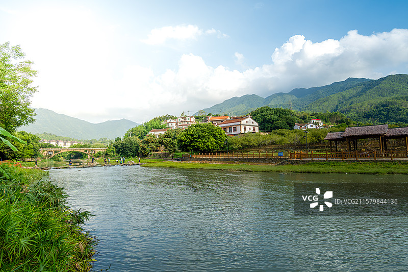 漳州长泰马洋溪山水环绕的美丽乡村图片素材