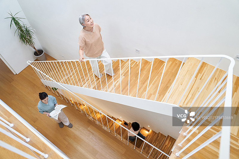 家庭月，家庭，生活方式，银色生活，幸福图片素材