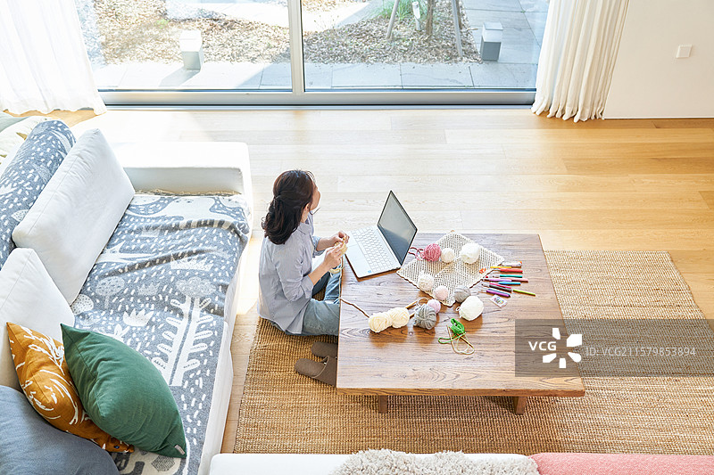 编织，爱好，生活方式，中年女性图片素材