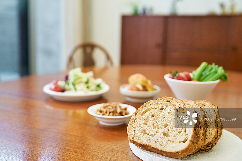 家用厨房，饮食，健康，黑麦面包，早午餐图片素材
