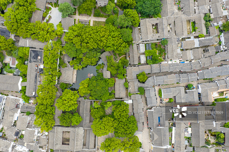 江南水乡苏州市同里古镇风景区退思园航拍风光图片素材