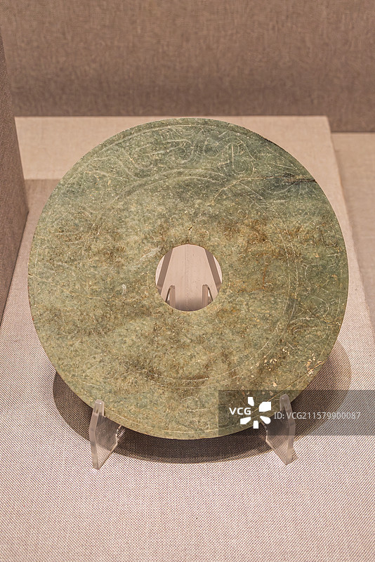 玉璧，西汉，商丘市永城市僖山汉墓出土，河南博物院展出图片素材
