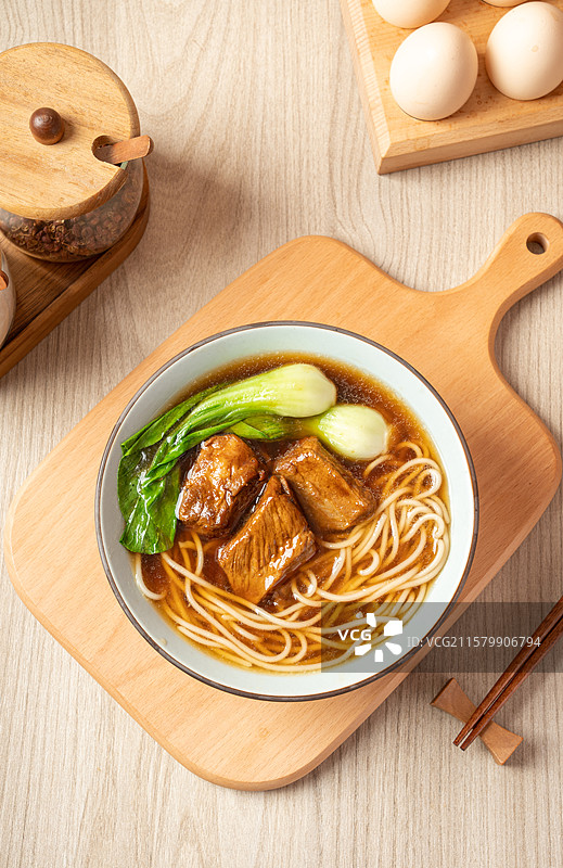 红烧排骨面图片素材