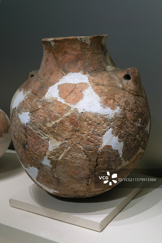 陶罐 彭头山文化 澧县八十垱遗址出土 中国国家博物馆“古代中国陈列”图片素材