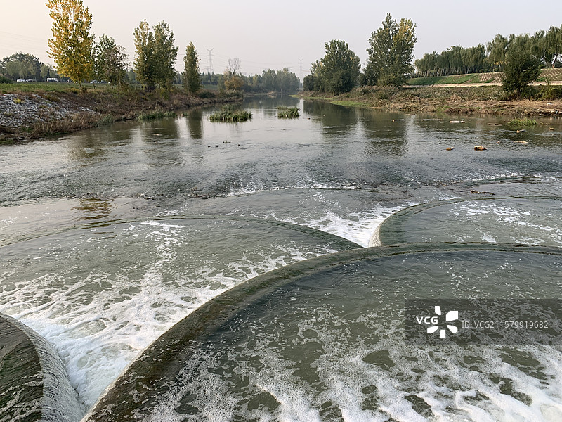 洨河生态公园鱼鳞水坝，西安高新区图片素材