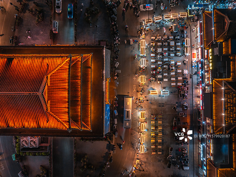 河南开封鼓楼夜市图片素材