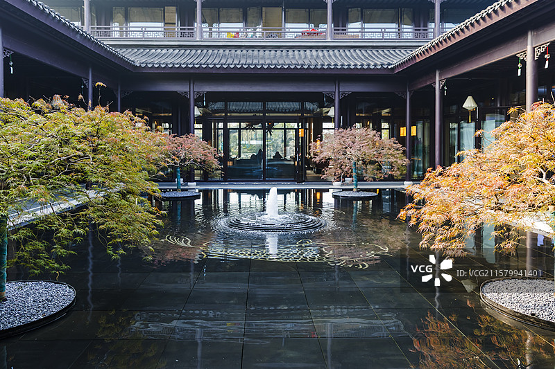 湖北咸宁，赤壁的庭院图片素材