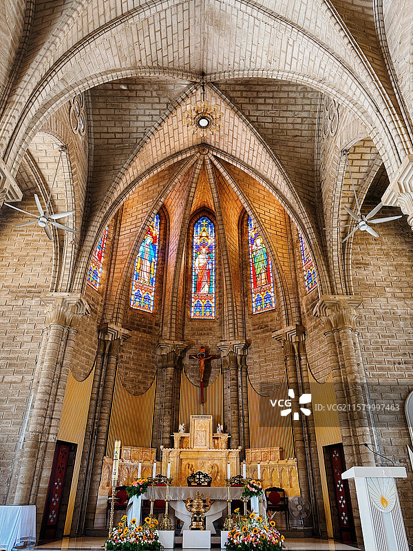 进入禾木景区的盘山公路图片素材