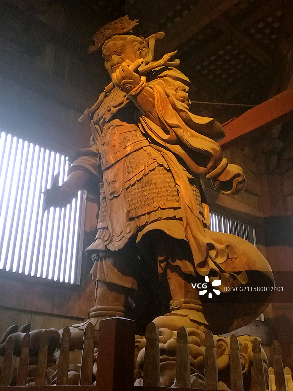 日本奈良东大寺秋天小鹿红叶八幡宫手向山神社二月堂三月堂正仓院法华堂等佛菩萨金刚力士像等图片素材