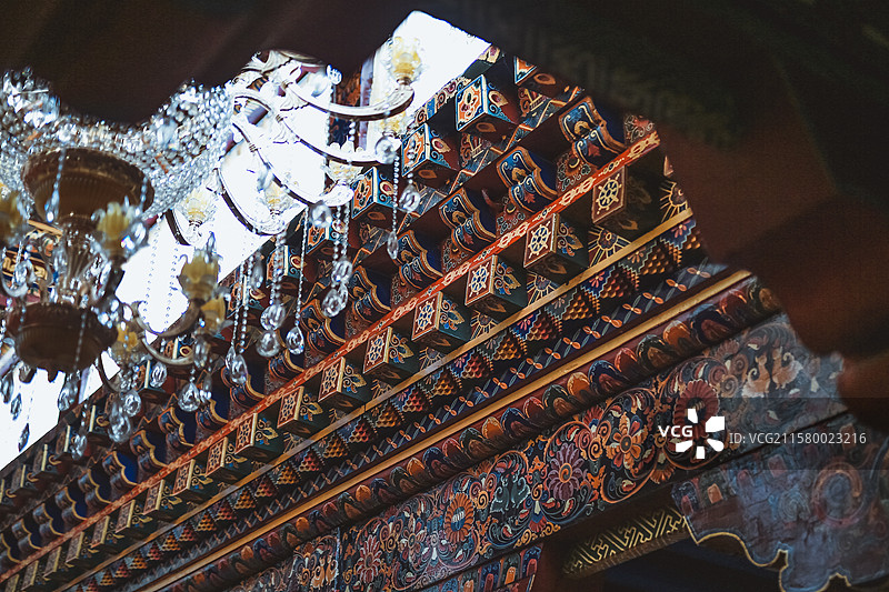 川西 木雅大寺 僧人 信仰 色达 红色图片素材