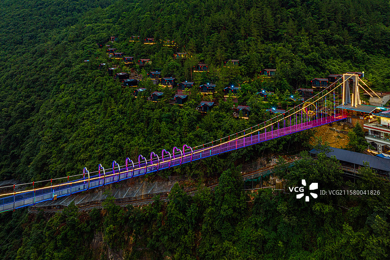 国家4A景区湖北恩施地心谷玻璃桥网红打卡点图片素材