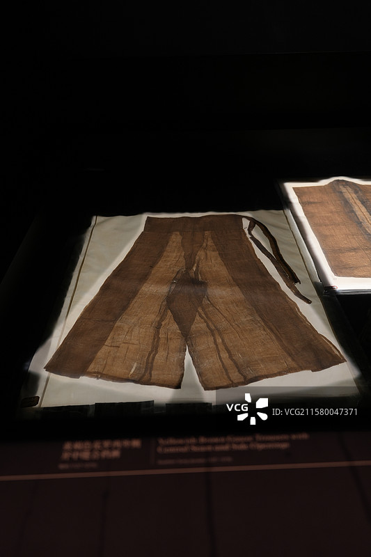 福建省博物馆，丝织物，服饰，服装，古装，黄昇墓，南宋私服，南宋丝绸宝库，绫、罗、绸、缎、纱、绢、绮，图片素材