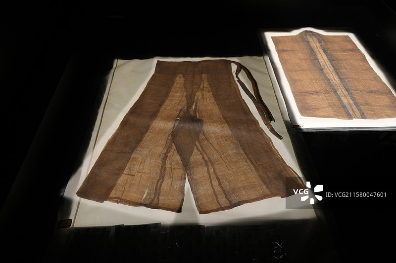 福建省博物馆，丝织物，服饰，服装，古装，黄昇墓，南宋私服，南宋丝绸宝库，绫、罗、绸、缎、纱、绢、绮，图片素材