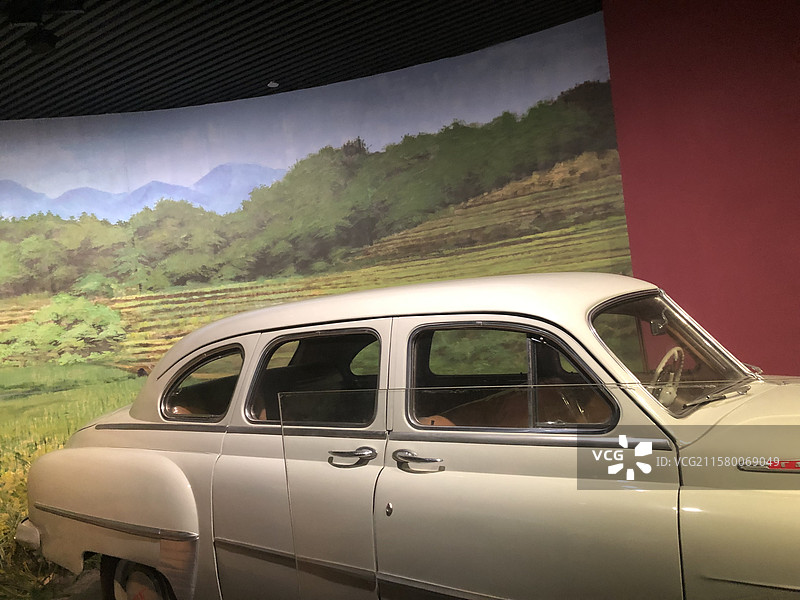 毛主席回韶山坐过的吉普车-湖南韶山毛泽东纪念馆图片素材