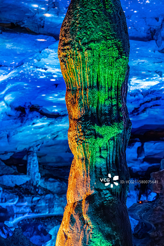 玉华洞 马良神笔 溪源洞大型石笋 喀斯特地貌溶洞 福建三明将乐县玉华古洞风景名胜图片素材