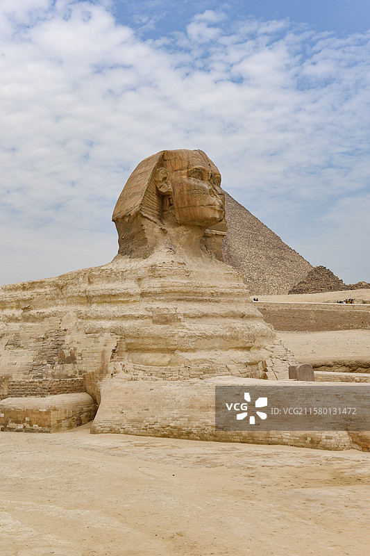 埃及狮身人面像金字塔全景图片素材