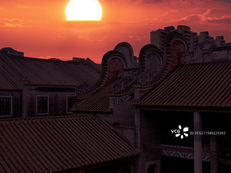 夕阳下的岭南古建筑群图片素材