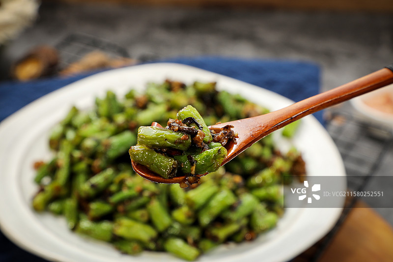 橄榄菜肉末四季豆图片素材