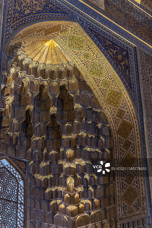 乌兹别克斯坦撒马尔罕风景-古尔·埃米尔陵墓（帖木儿陵墓）-黄金穹顶图片素材