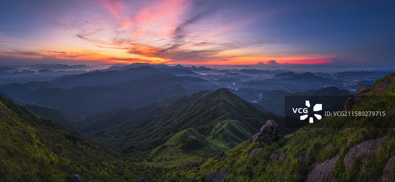 惠州大南山日出朝霞全景图片素材