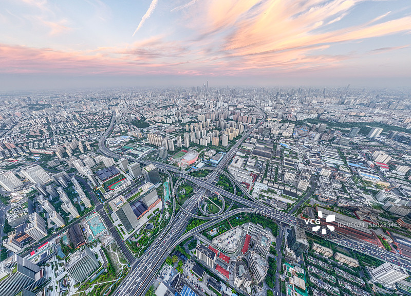 上海静安区汶水路轻轨站地铁站中环路共和新路南北高架路十字路口城市快速路交叉口交通枢纽道路图片素材