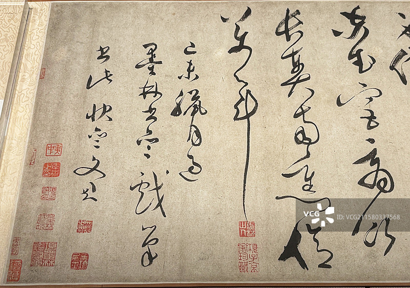 明代文彭草书真迹｜雅琴篇卷全本（嘉靖年纸本墨卷/文徵明子嗣传承）｜天津博物馆藏·嘉兴特展｜国宝级狂草图片素材