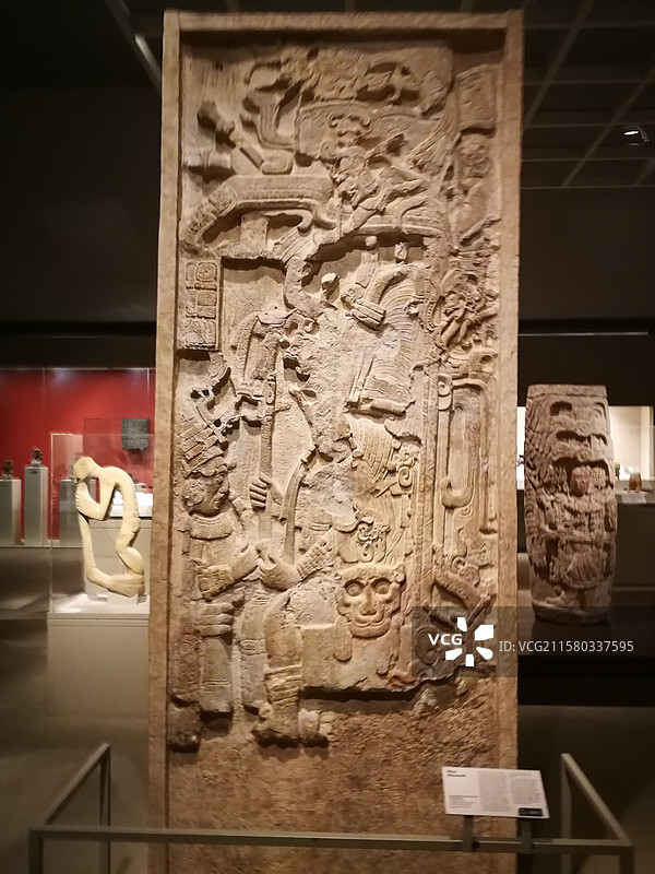 纽约大都会博物馆新亚述帝国石碑图片素材