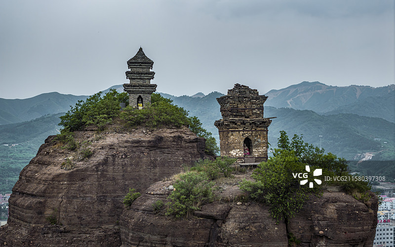 河北省承德市双滦区双塔山双塔图片素材