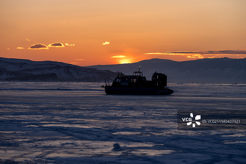 俄罗斯伊尔库茨克贝加尔湖风光图片素材