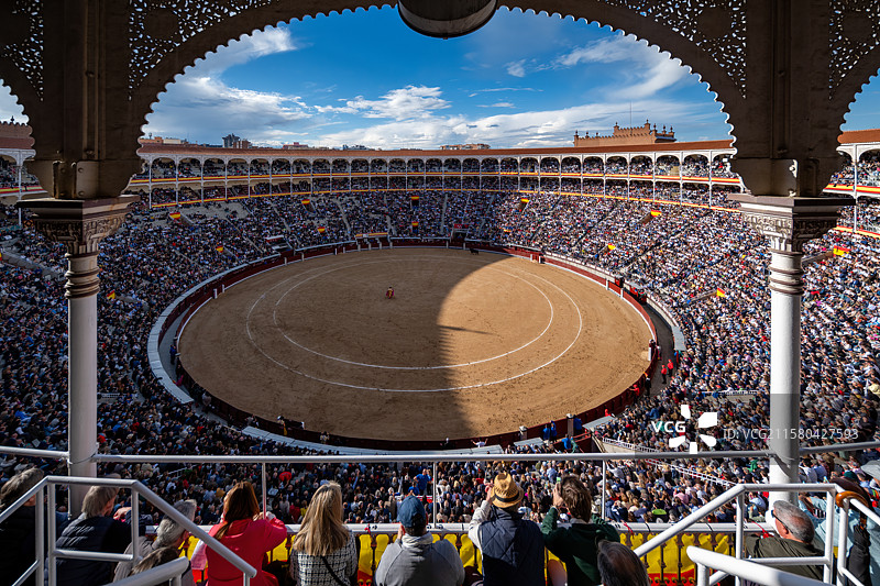 西班牙马德里拉斯班塔斯斗牛场图片素材