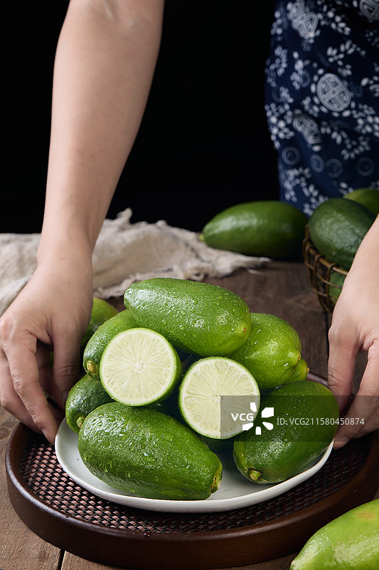 青柠檬 香水柠檬 柠檬果 柠檬 青柠 新鲜青柠檬  子弹头香水柠檬  广东香水柠檬  海南青柠檬图片素材