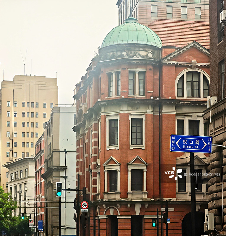 上海久事大厦的街景，老上海 古建筑图片素材