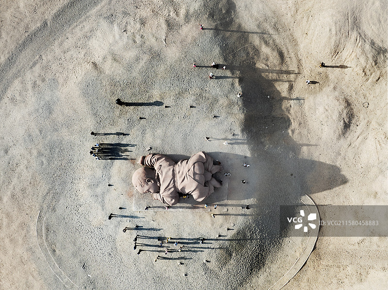 大地之子-敦煌瓜州雕塑图片素材