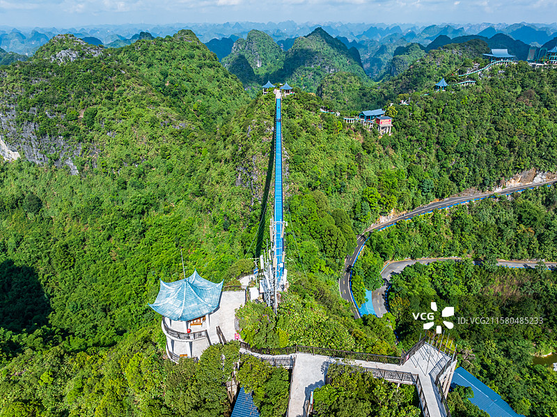 广西马山弄拉景区天云山观景台航拍图片素材