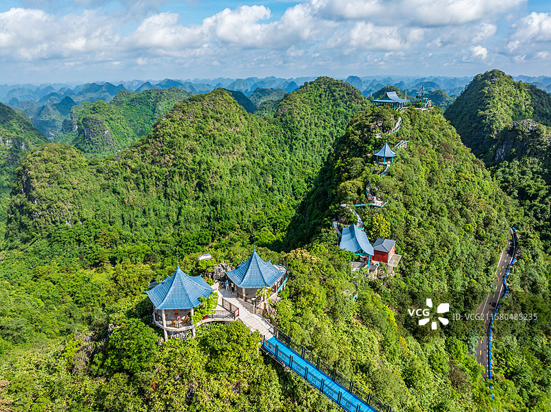 广西马山弄拉景区天云山观景台航拍图片素材