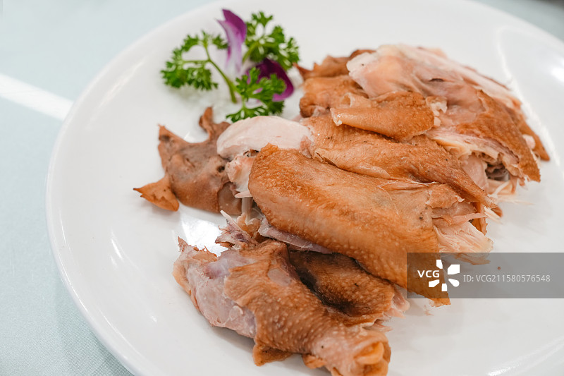 河南，安阳市，滑县道口镇，特色传统名菜道口烧鸡，中华第一鸡，全国名特优产品，豫菜，鲜、香、嫩、烂图片素材