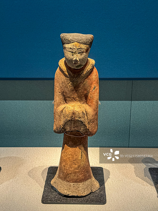 汉代 彩绘女立俑 青州香山汉墓 青州博物馆图片素材