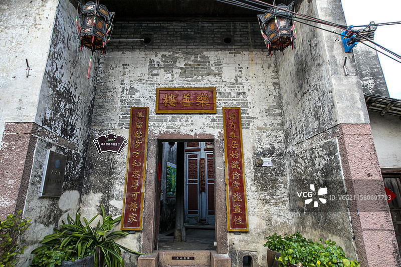 广东省韶关市翁源县湖心坝古村的乐善楼外景图片素材