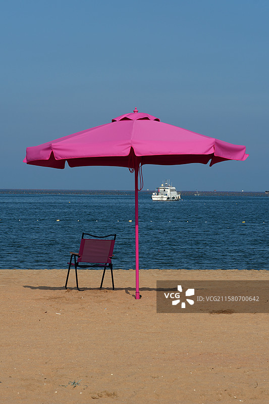 粉红遮阳伞图片素材