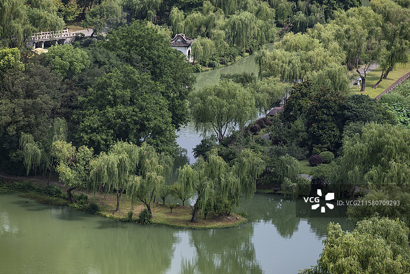 扬州大明寺栖灵塔俯瞰瘦西湖和扬州城图片素材