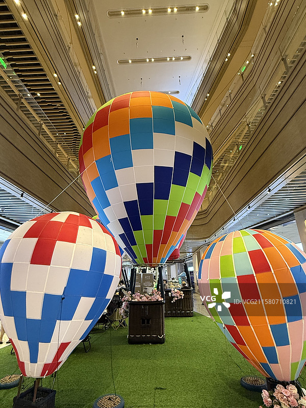 室内热气球图片素材