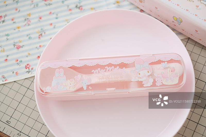 一些生活中的可爱好用的物件图片素材