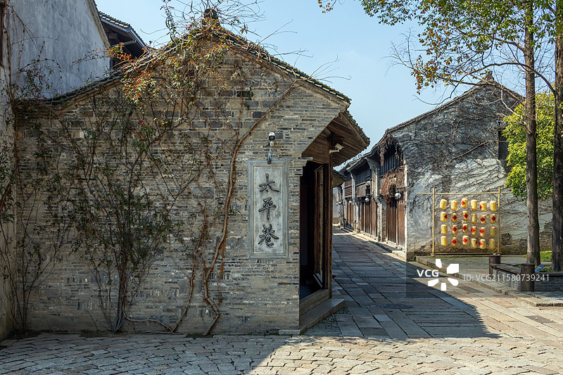 浙江桐乡濮院时尚古镇太平巷图片素材