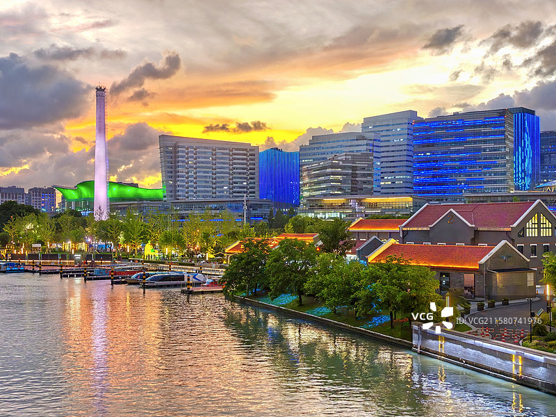 上海半马苏河公园，日落晚霞风光图片素材