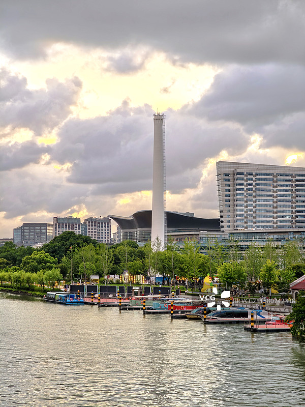 上海半马苏河公园，日落晚霞风光图片素材